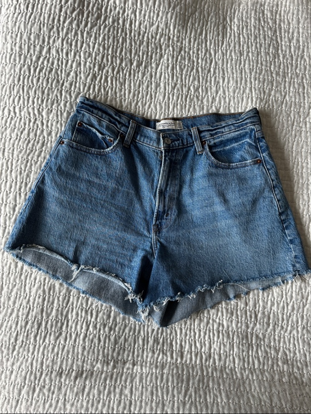 Abercrombie & Fitch 90s Relaxed Cutoff Shorts High Rise, Curve Love